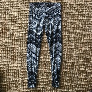 L - See You Monday - leggings - NWOT